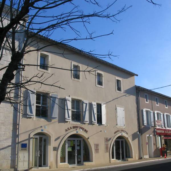 Fa&ccedil;ade r&eacute;sidence